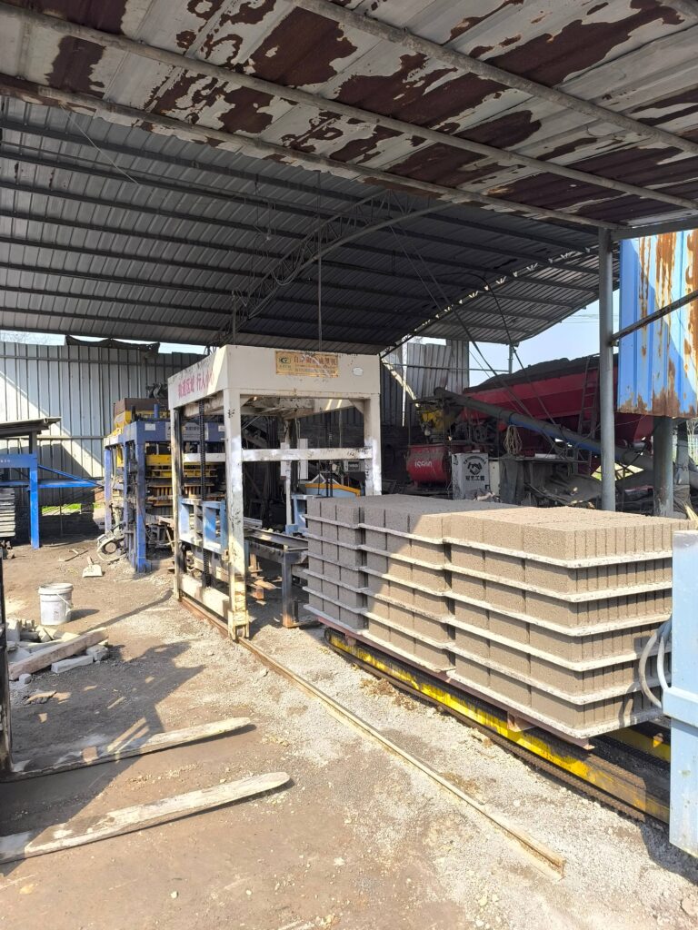 automatic brick packing 40
