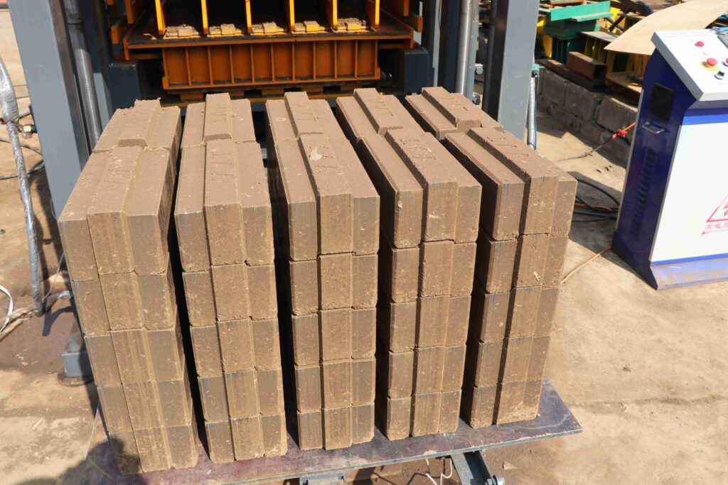 qt4 10 hydraulic press eco interlocking brick making machinery fully automatic clay block make machine