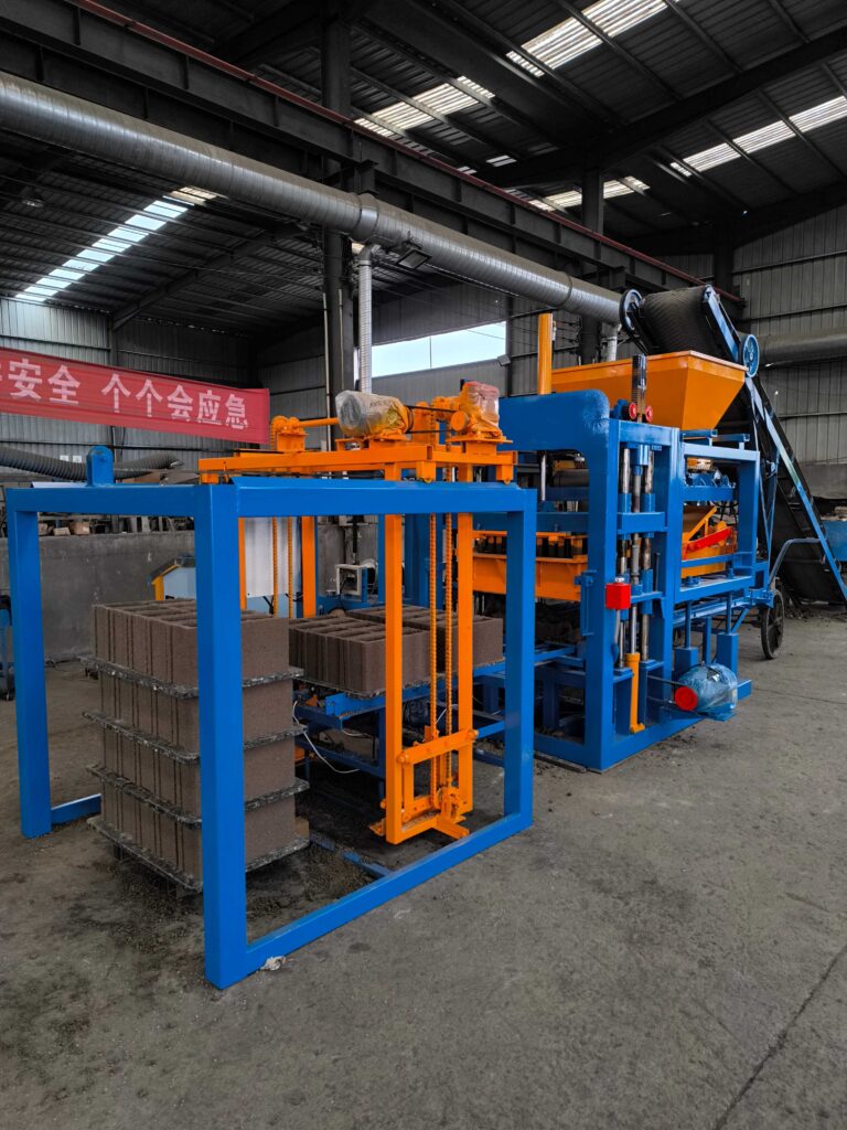 qt4 18 automatic cement hollow block making machinery interlocking brick molding machine price