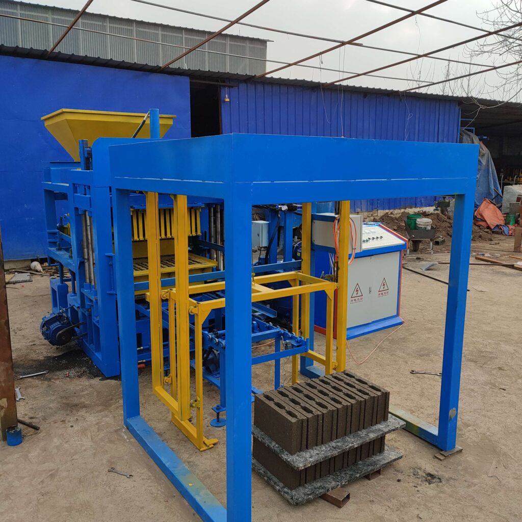 qt4 25 small auto block machin140