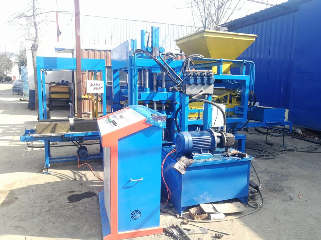 qt4 25 small auto block machin160