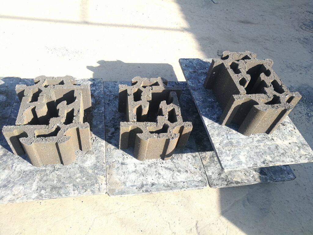 qt4 25 small auto block machin201