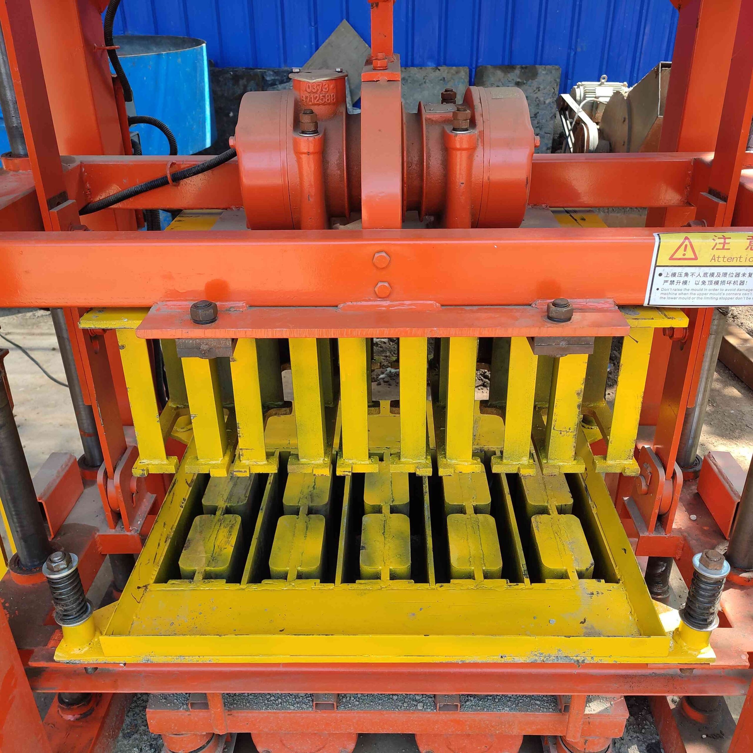 Qt4 40 Manual Small Concrete Interlock Blocks Mold Machine Qt4 40 Manual Small Concrete Interlock Blocks Mold Machine