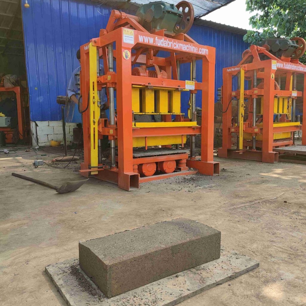 qt4 40 small block machine125