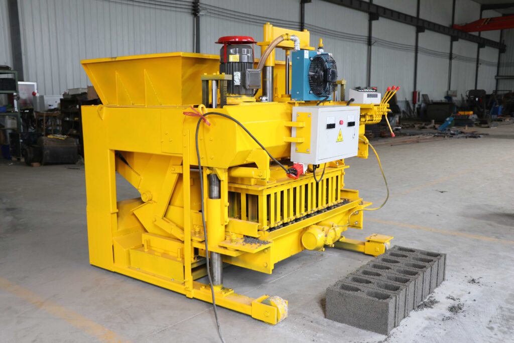 qt6 25 egg laying block car11